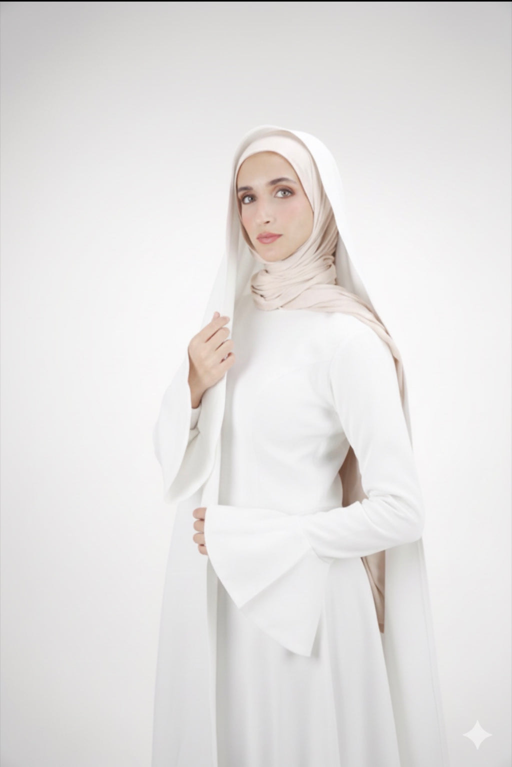 The Sculpted Crepe Dress white