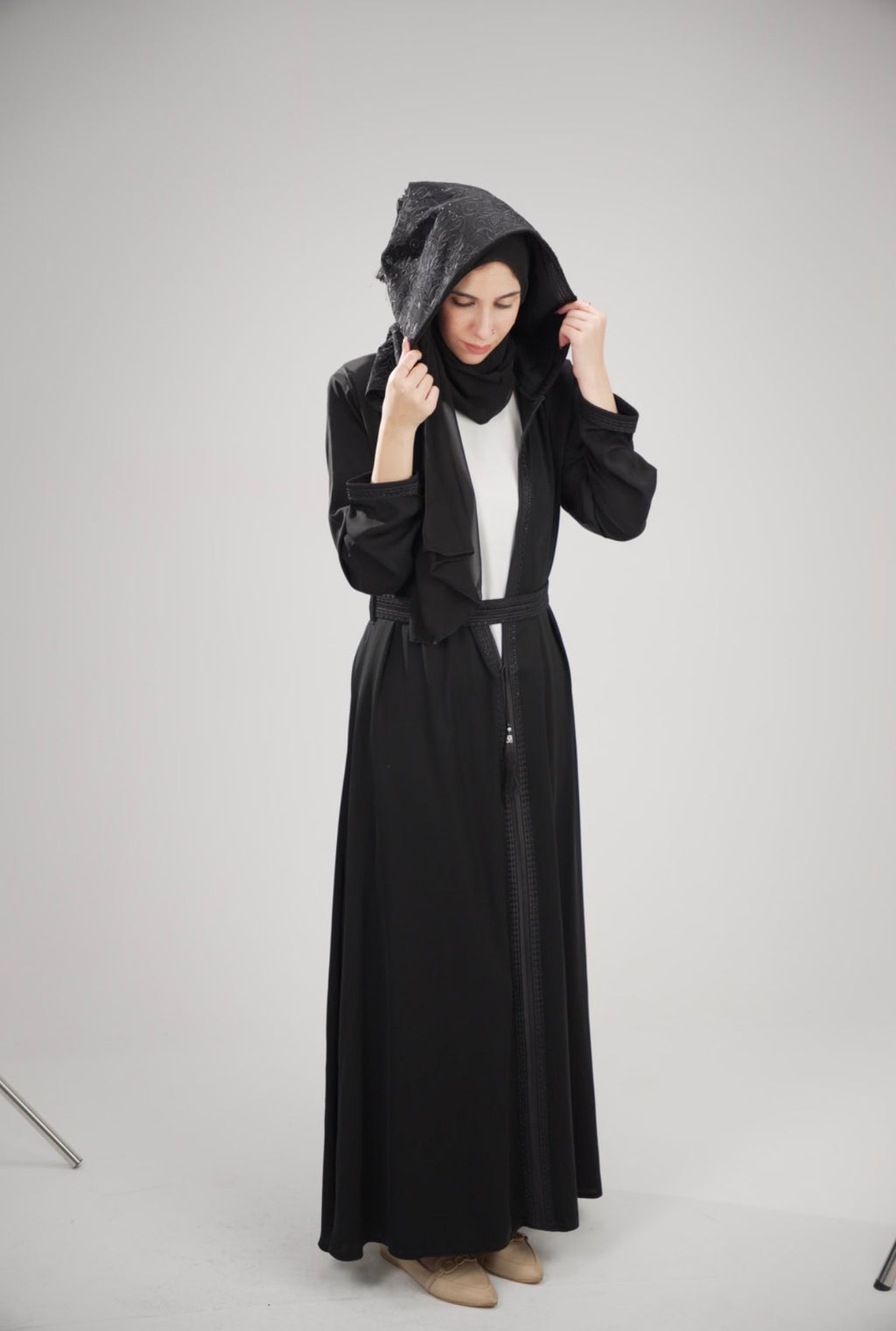The Eclipse Hooded Abaya – Premium Korean Silk