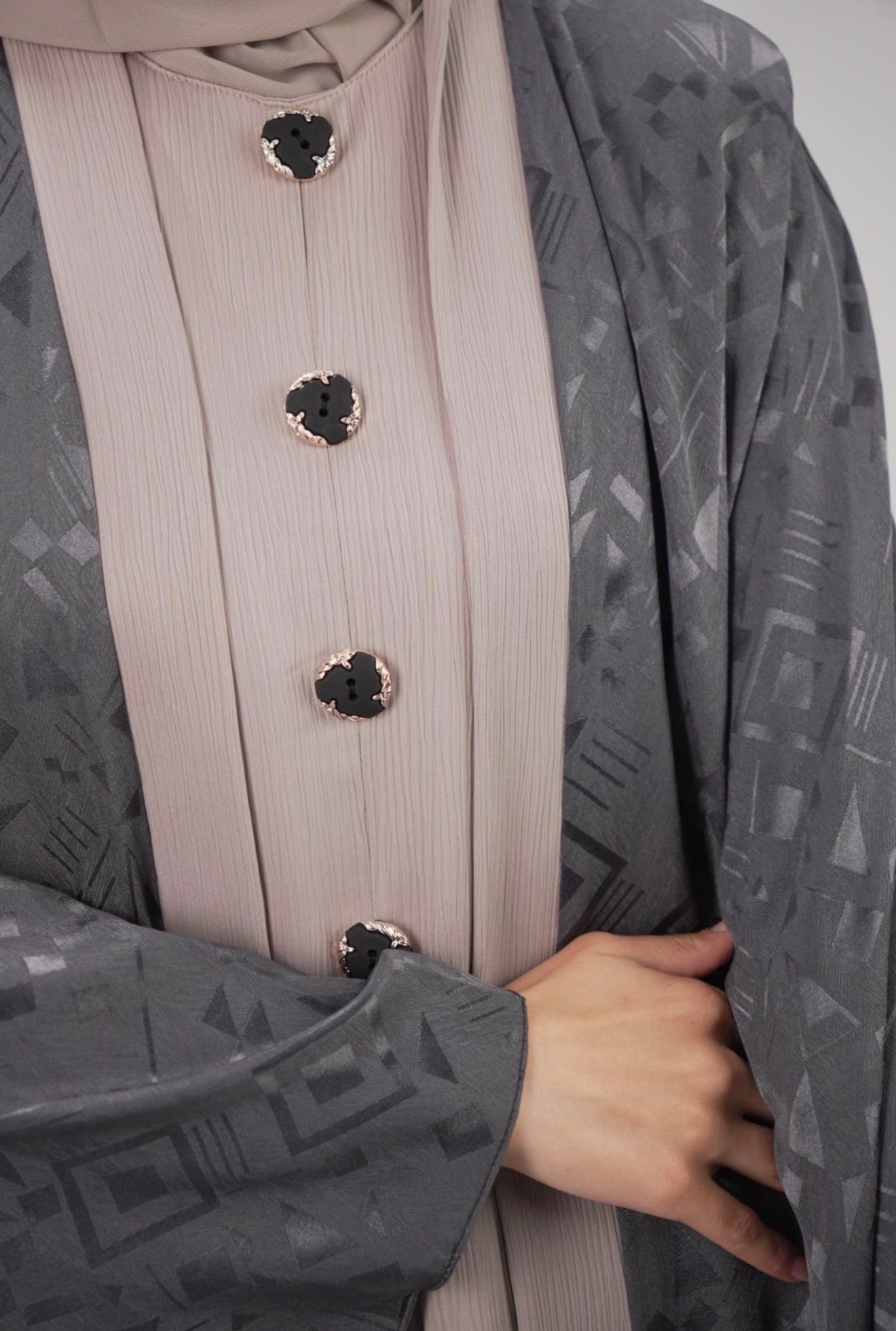 Luna Geometric 2-Piece Abaya Set – Modern Modesty in Slate Grey