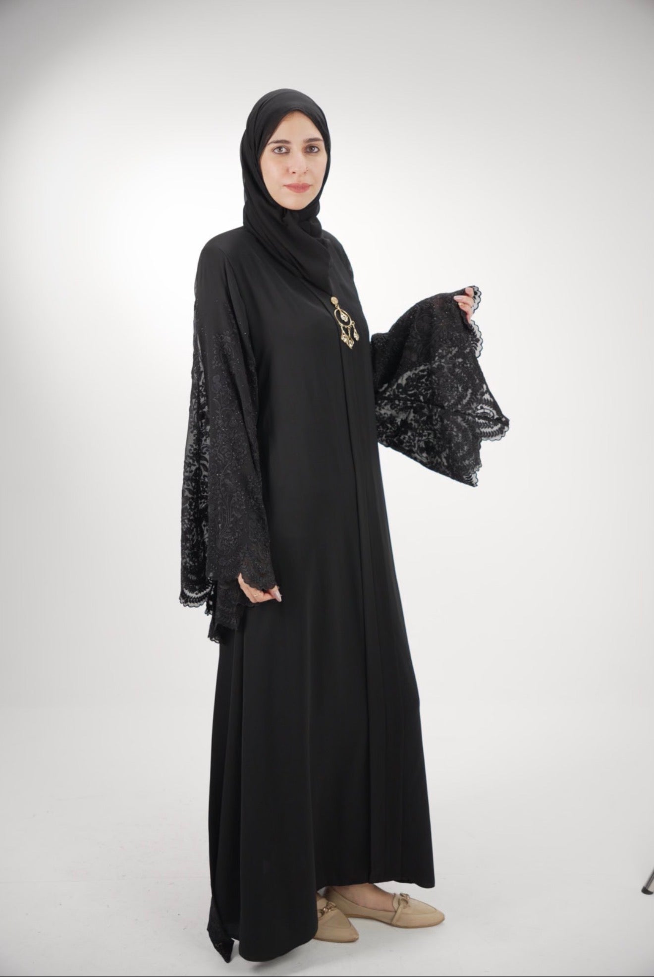 Elegant Midnight Noir Abaya with Scalloped Lace Bell Sleeves