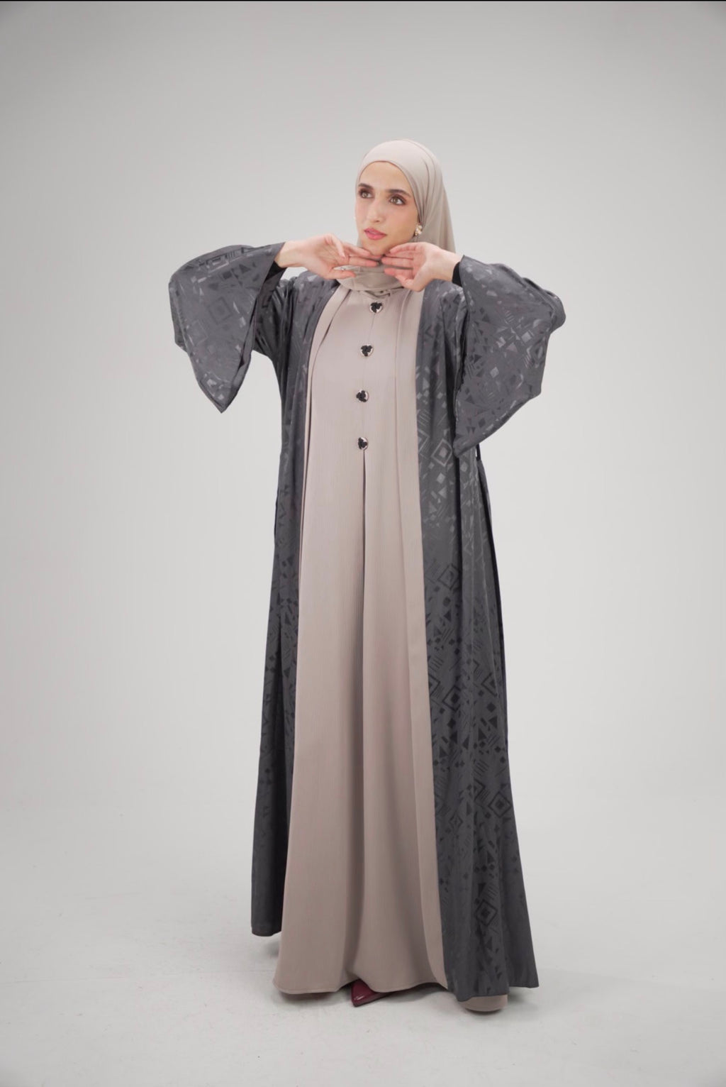 Luna Geometric 2-Piece Abaya Set – Modern Modesty in Slate Grey