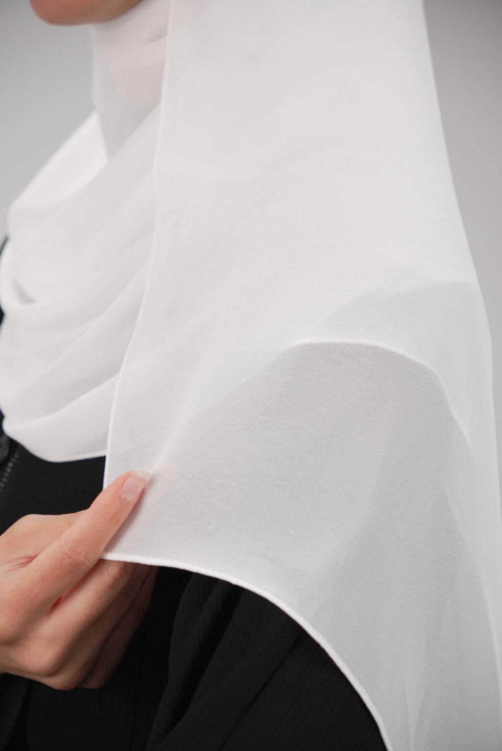 Premium Chiffon Scarf – Soft White