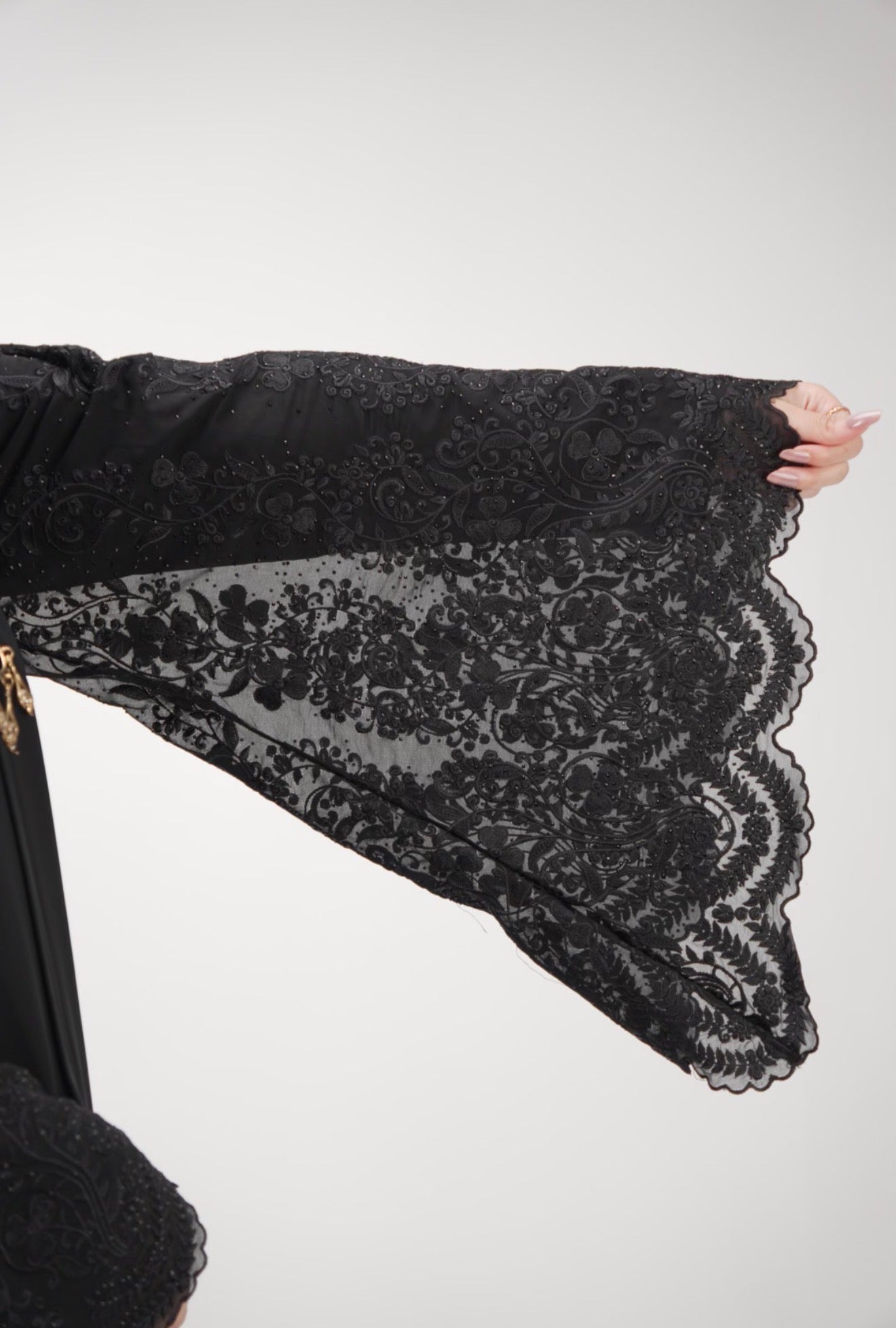 Elegant Midnight Noir Abaya with Scalloped Lace Bell Sleeves