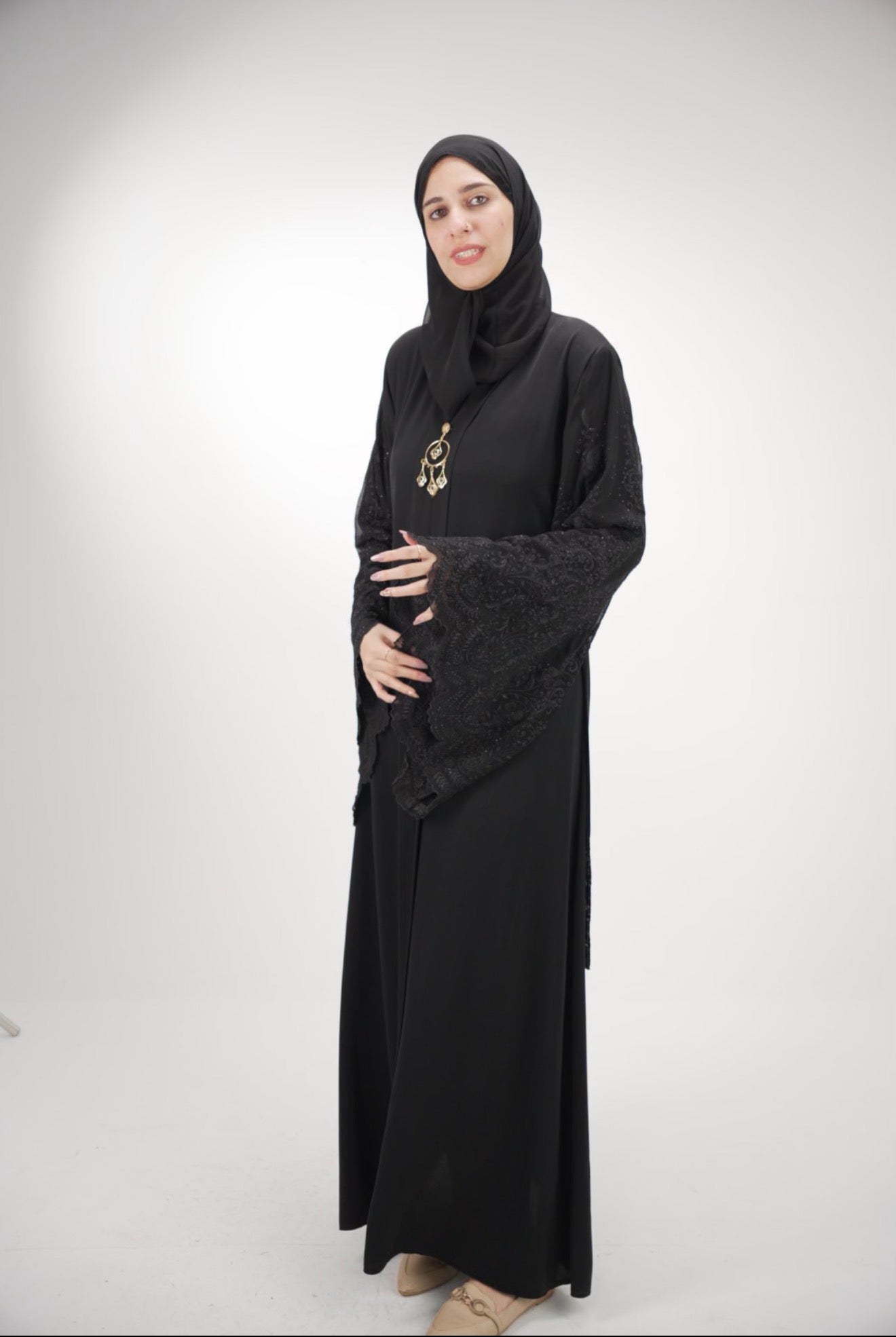 Elegant Midnight Noir Abaya with Scalloped Lace Bell Sleeves