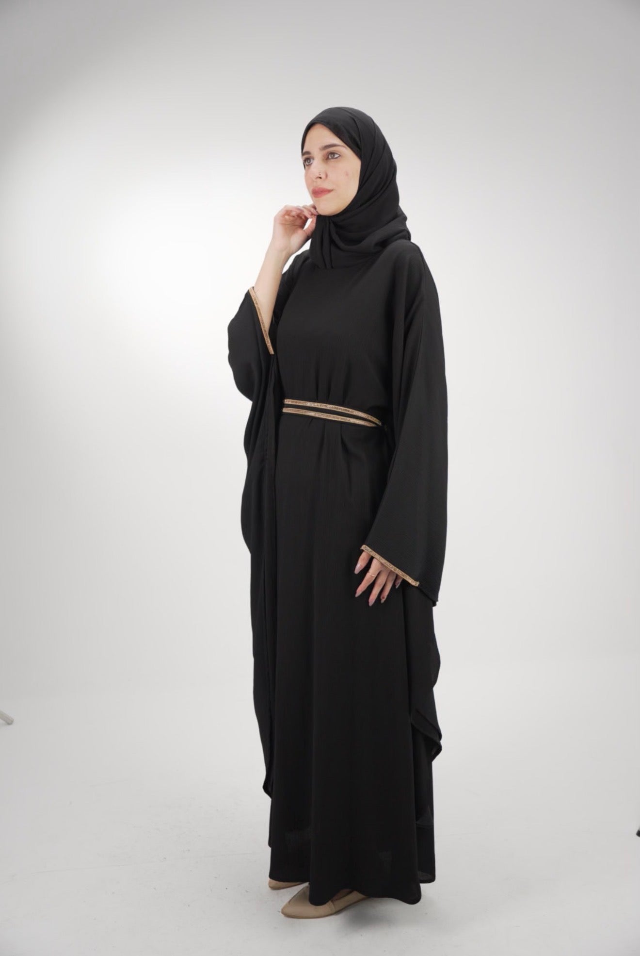 The Luxe Onyx Minimalist Closed Front Abaya Black