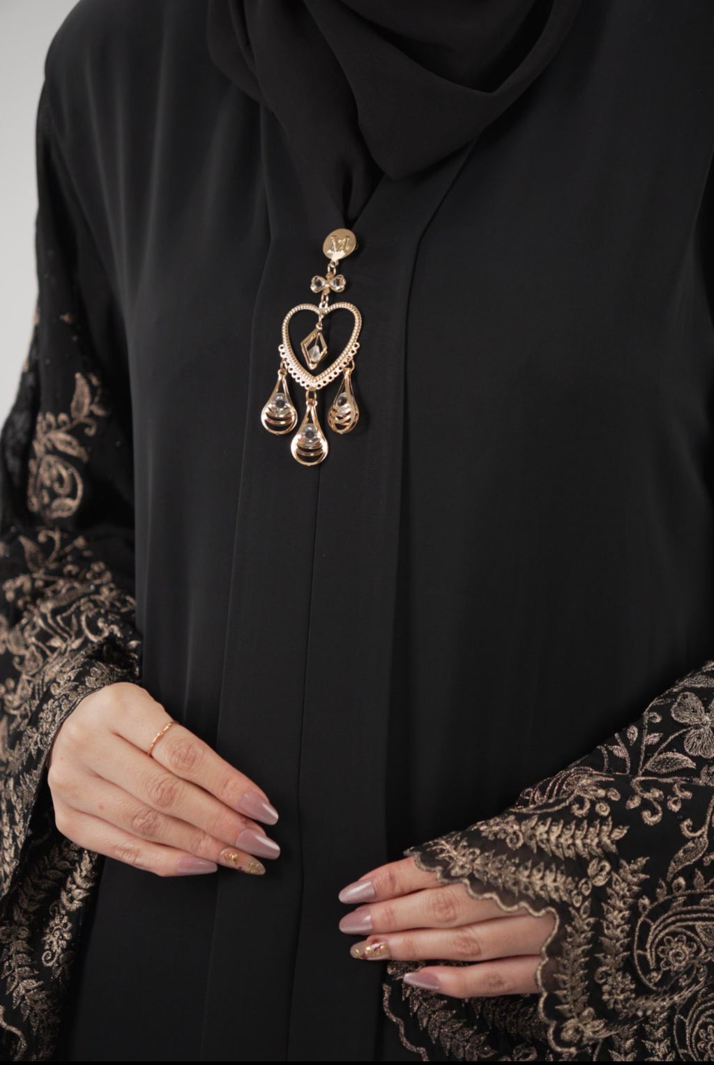 Elegant Midnight Noir Abaya with Scalloped Lace Bell Sleeves