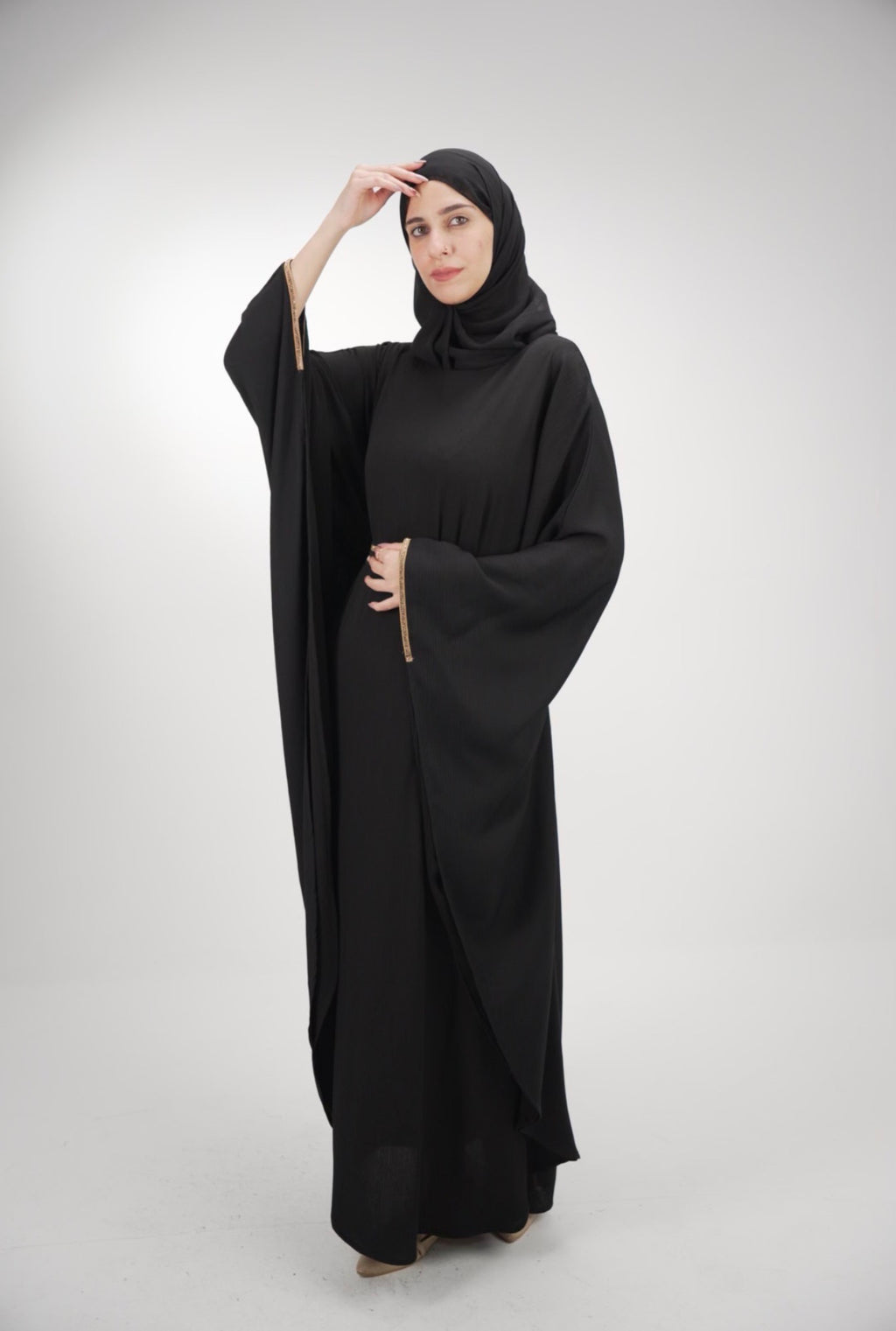 The Luxe Onyx Minimalist Closed Front Abaya Black