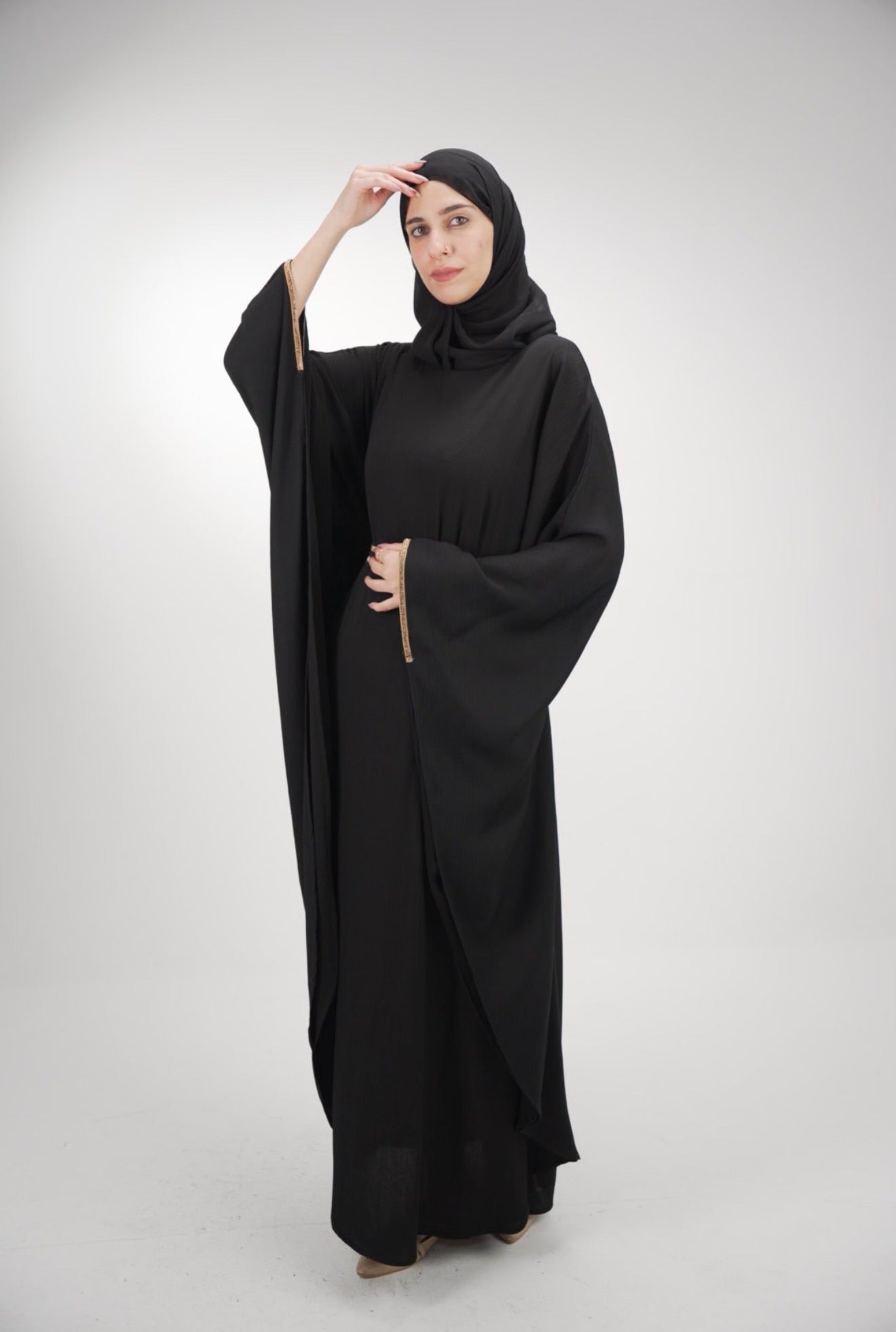 The Luxe Onyx Minimalist Closed Front Abaya Black