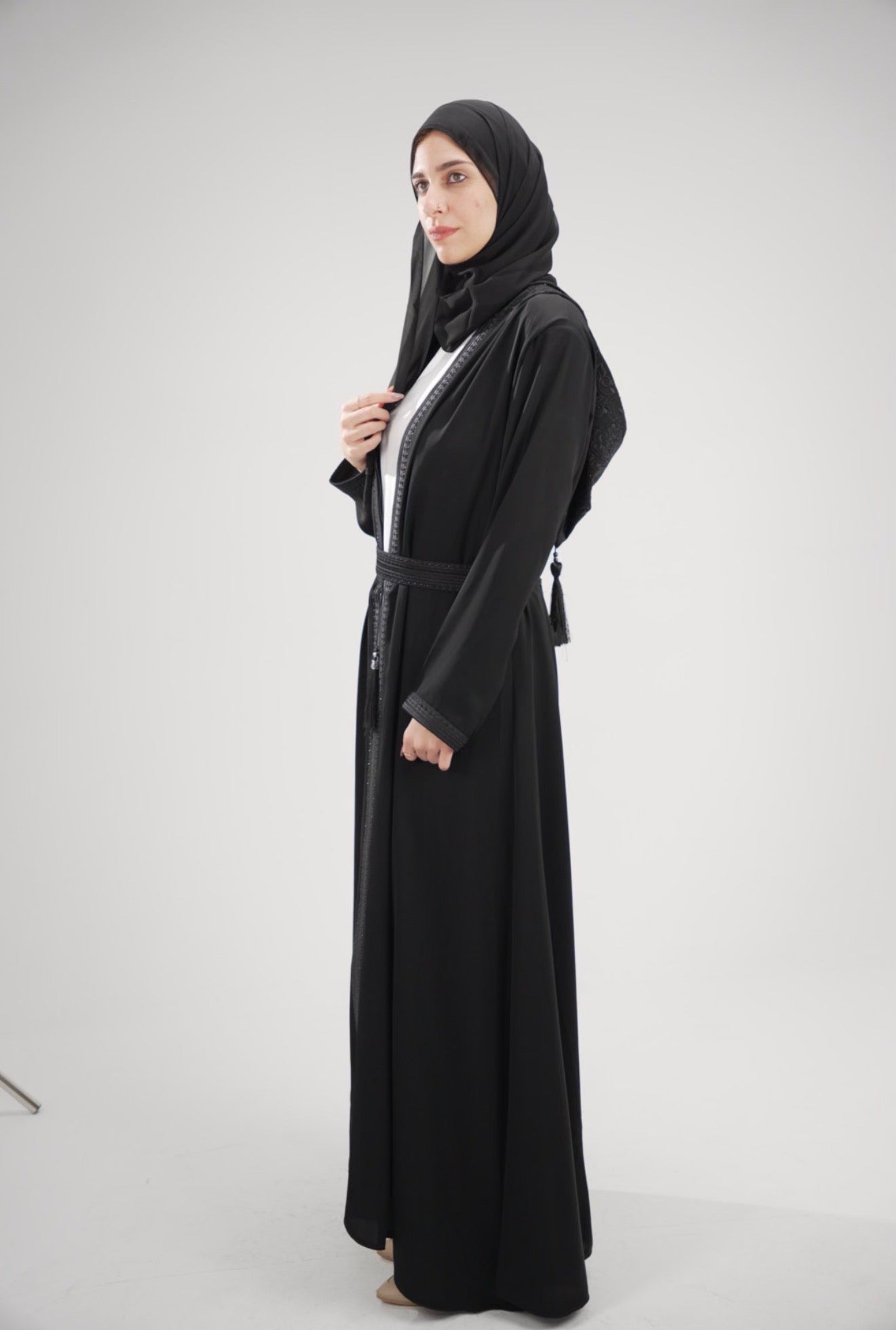 The Eclipse Hooded Abaya – Premium Korean Silk