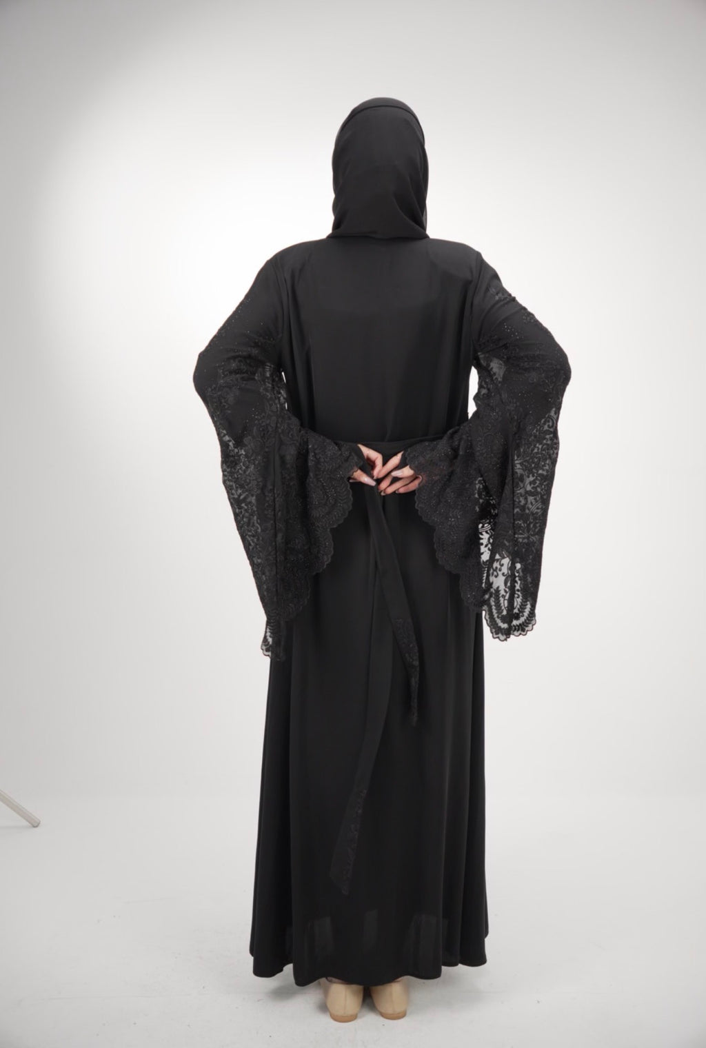 Elegant Midnight Noir Abaya with Scalloped Lace Bell Sleeves