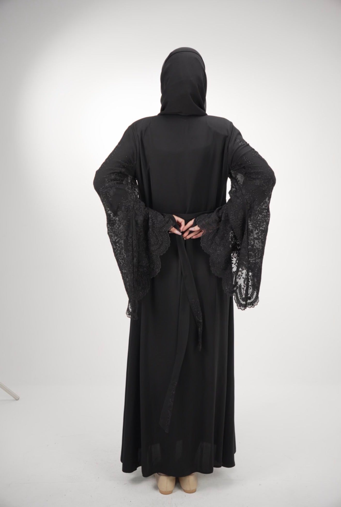 Elegant Midnight Noir Abaya with Scalloped Lace Bell Sleeves